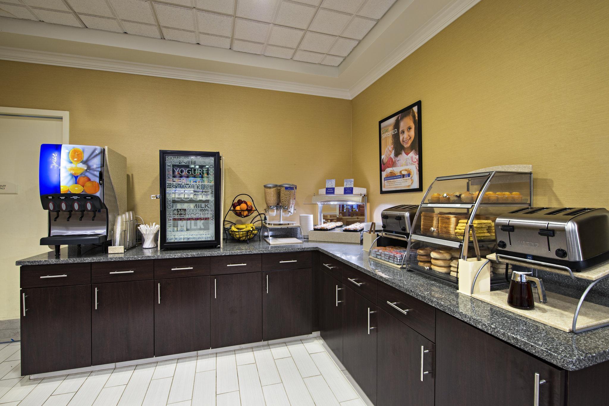 Holiday Inn Express & Suites Boston - Cambridge By Ihg Luaran gambar