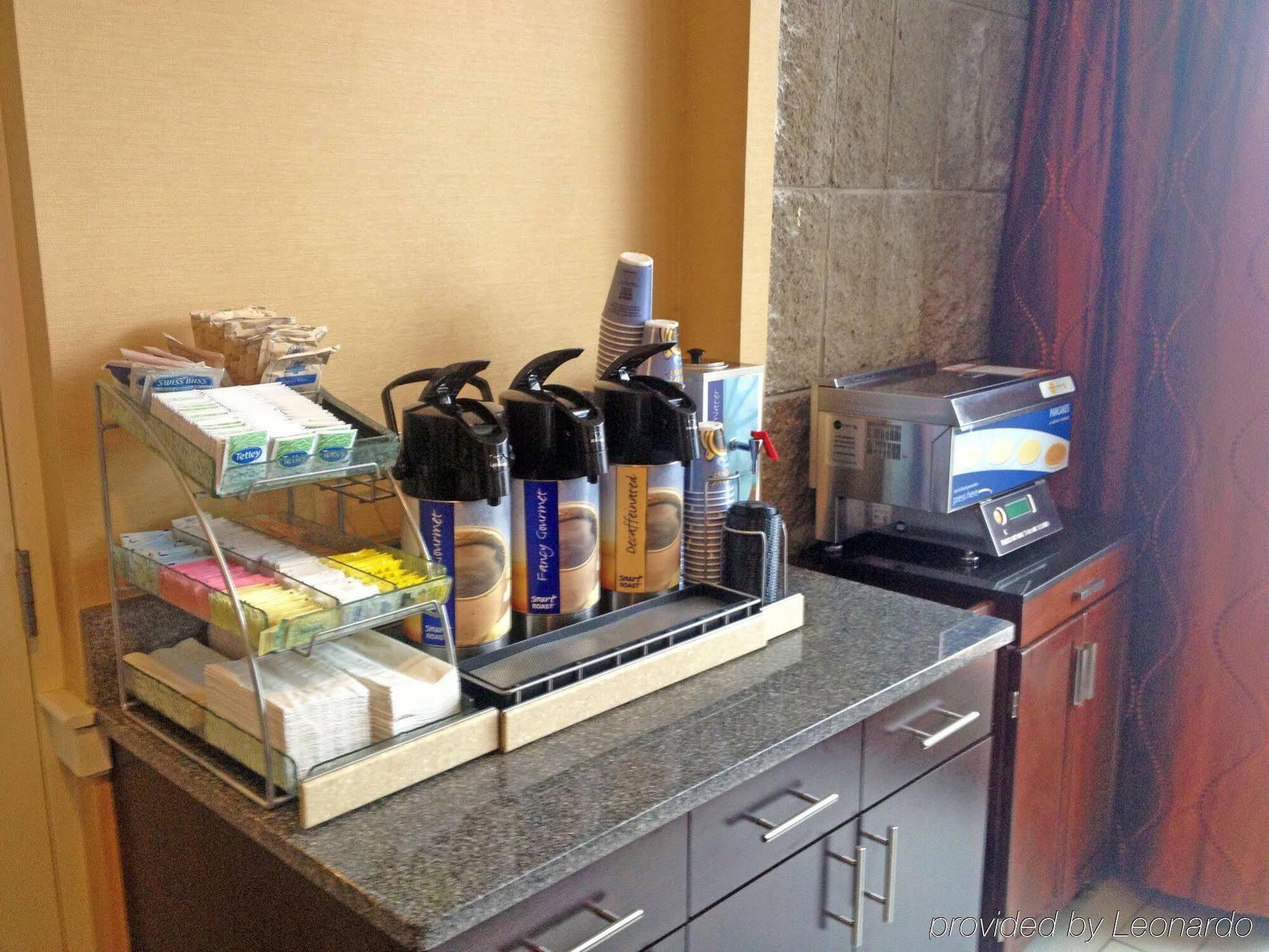 Holiday Inn Express & Suites Boston - Cambridge By Ihg Luaran gambar